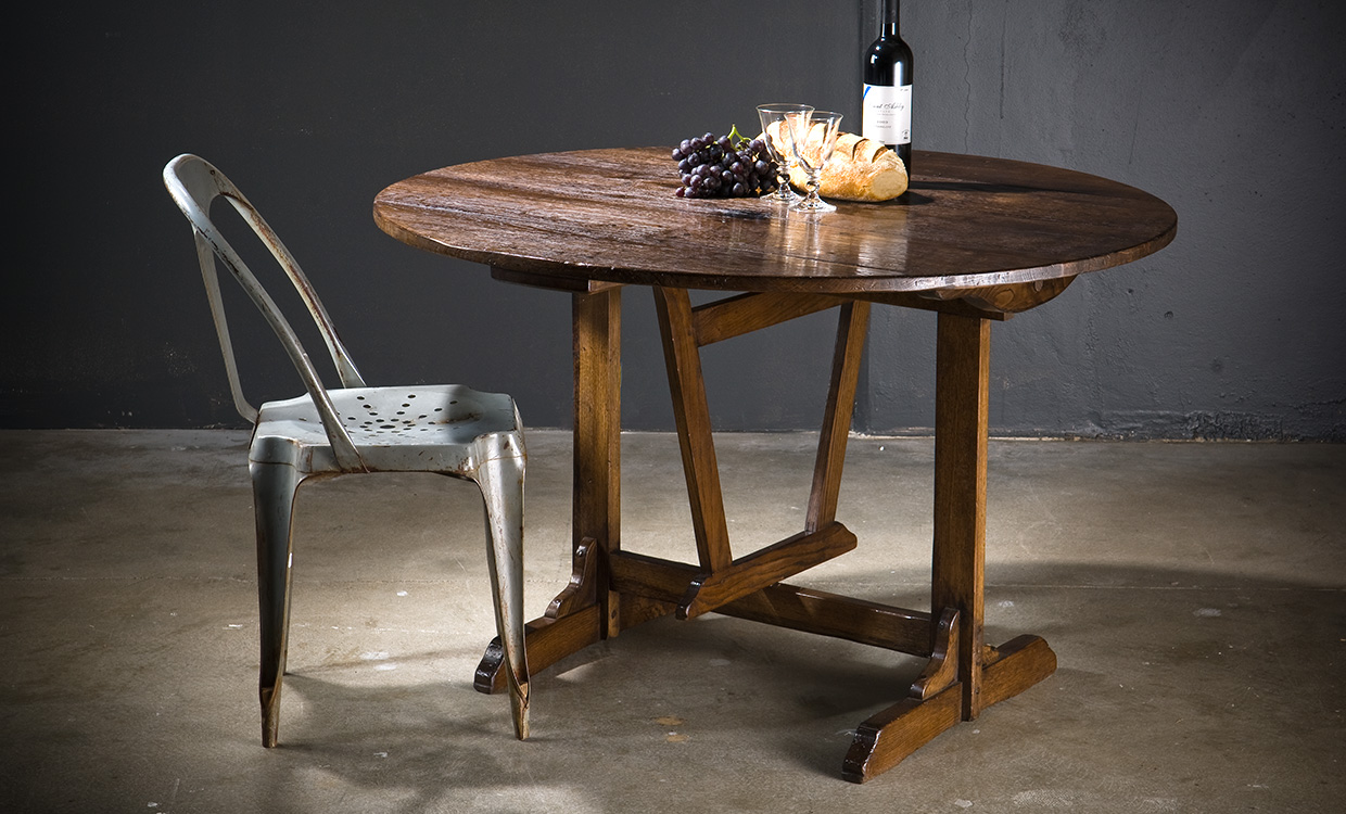 round-french-oak-tables